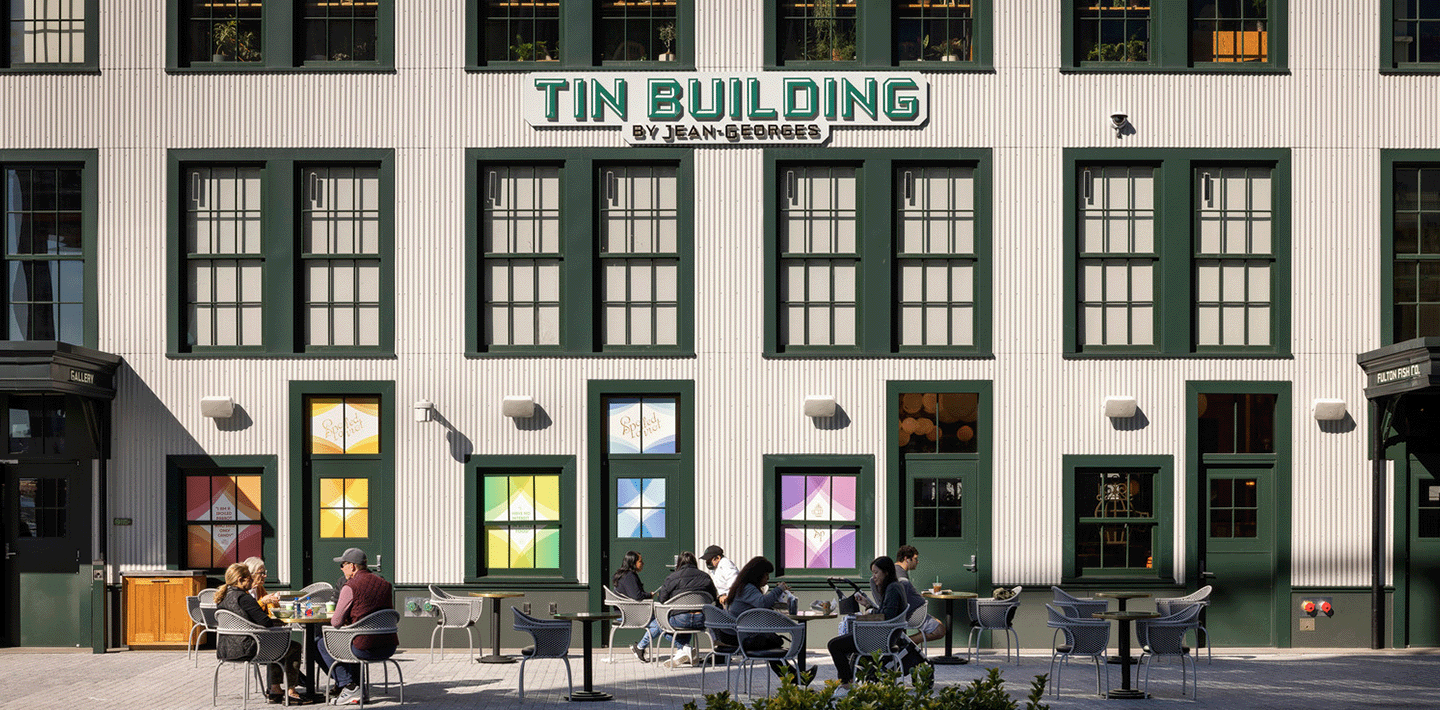 img-tin-building-by-jean-georges-patio